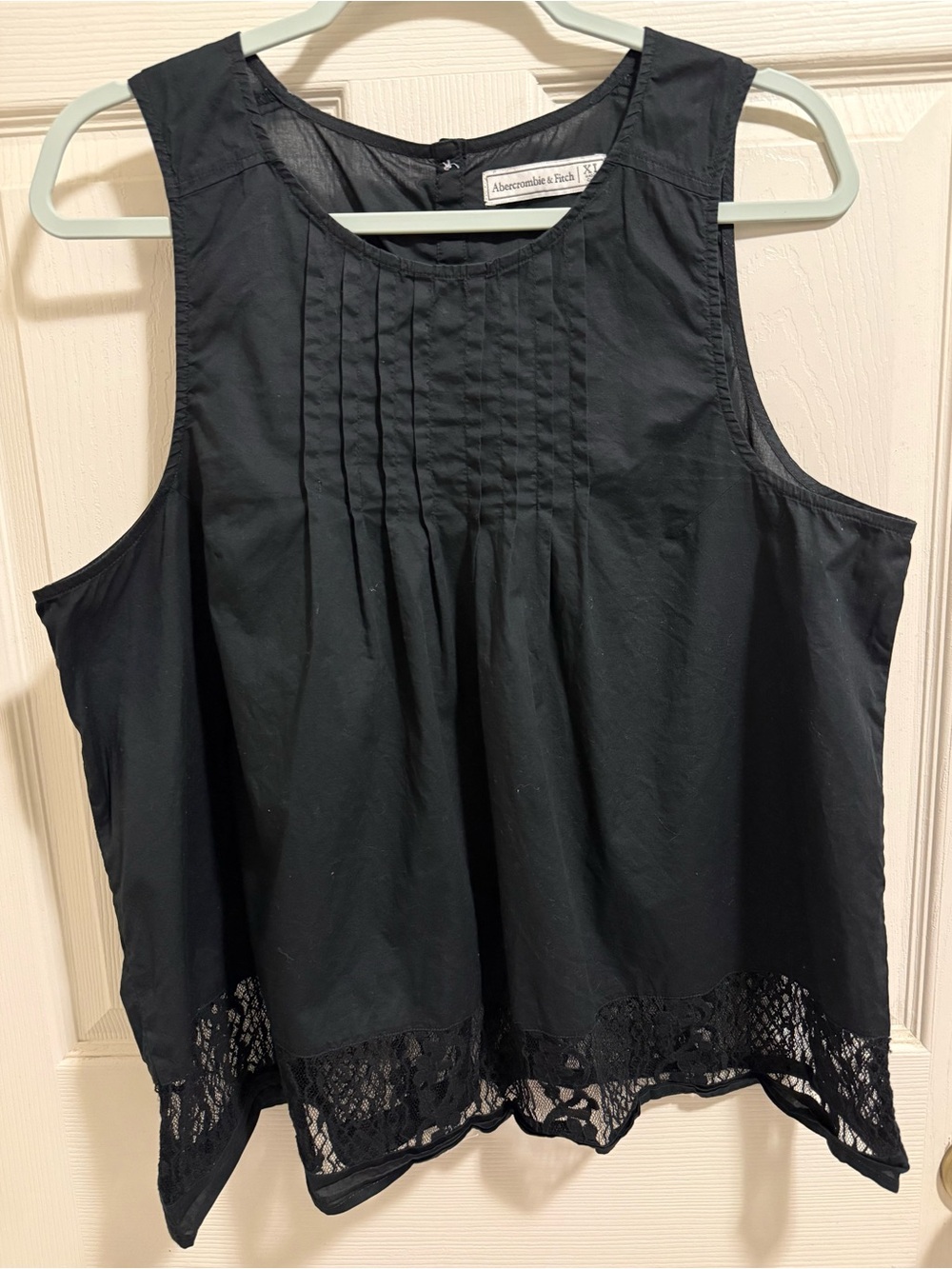 Abercrombie & Fitch Black Sleeveless Pintuck Top with Lace Hem